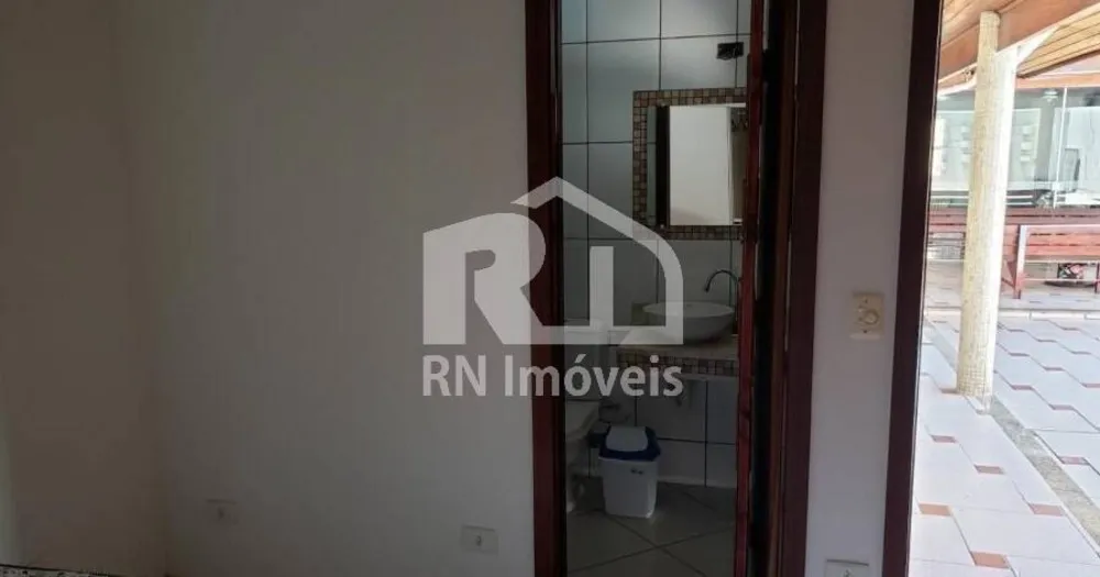 Casa, 3 quartos, 215 m² - Foto 3