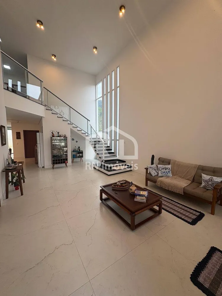 Casa, 4 quartos, 312 m² - Foto 2