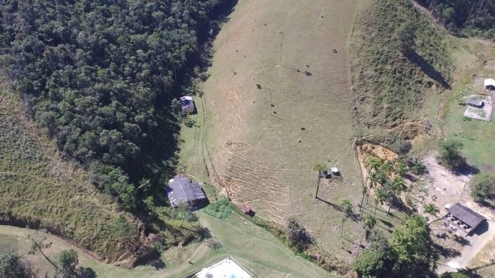 Sítio, 6 quartos, 24 hectares - Foto 4