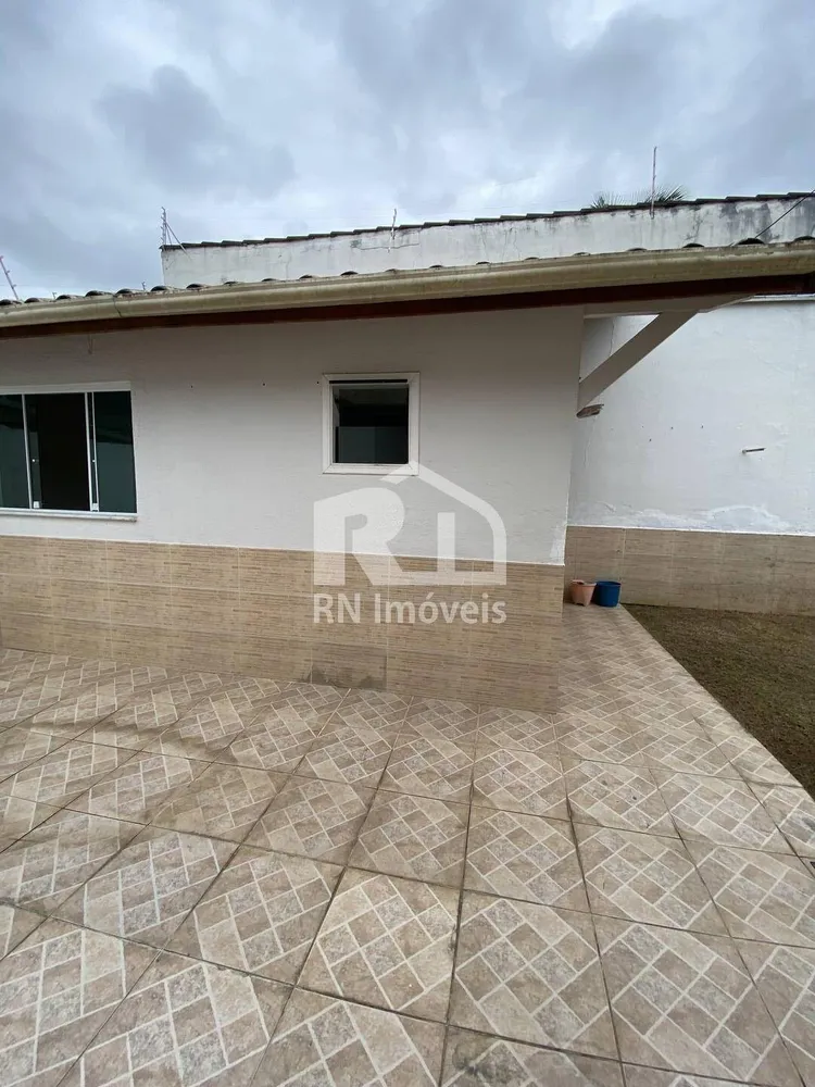 Casa, 4 quartos, 240 m² - Foto 1