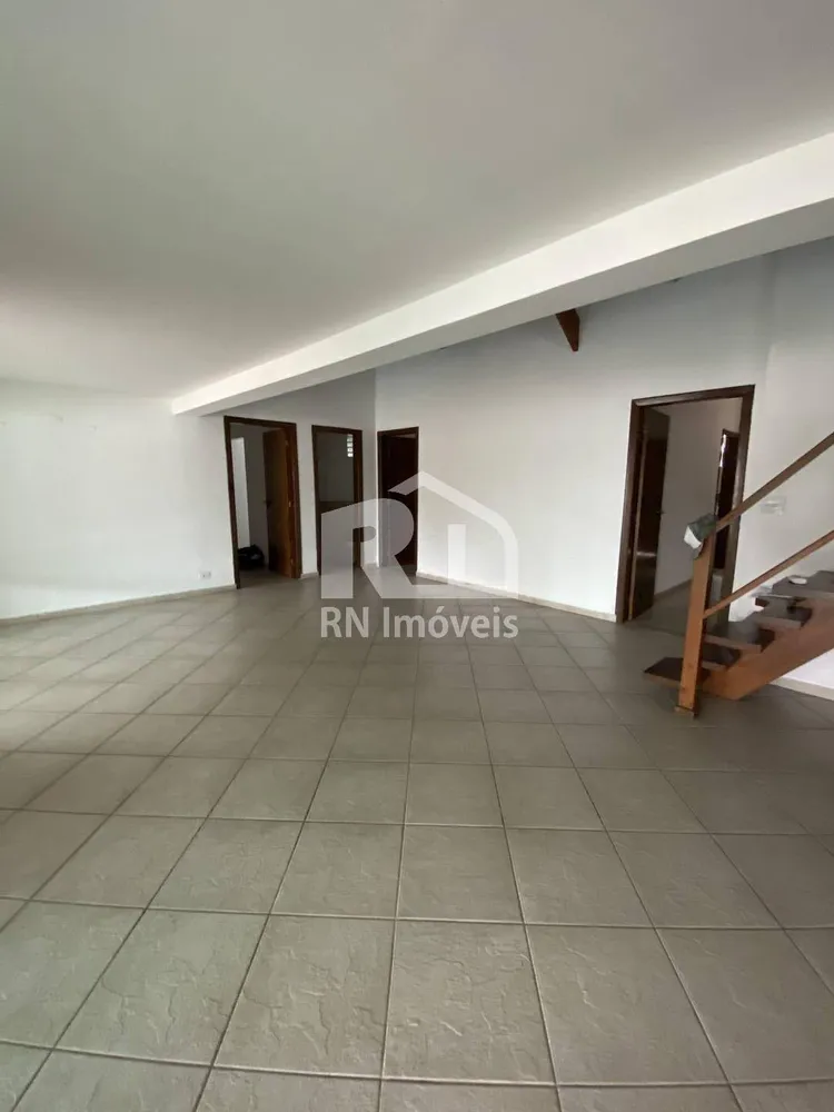 Casa, 4 quartos, 240 m² - Foto 9