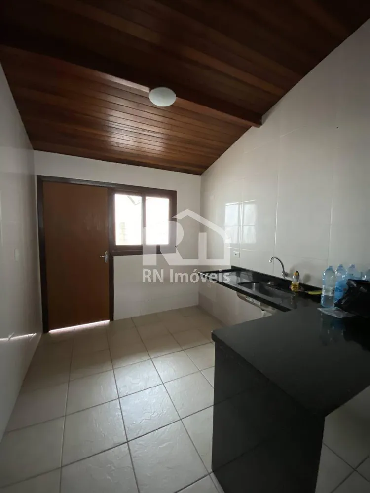Casa, 4 quartos, 240 m² - Foto 10