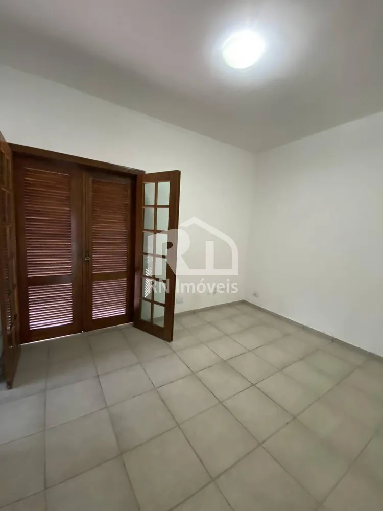 Casa, 4 quartos, 240 m² - Foto 11