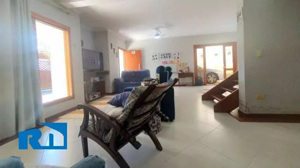 Casa à venda com 4 quartos, 410m² - Foto 3