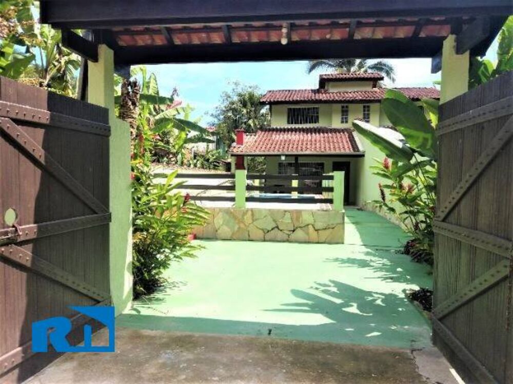 Casa à venda com 3 quartos, 240m² - Foto 3