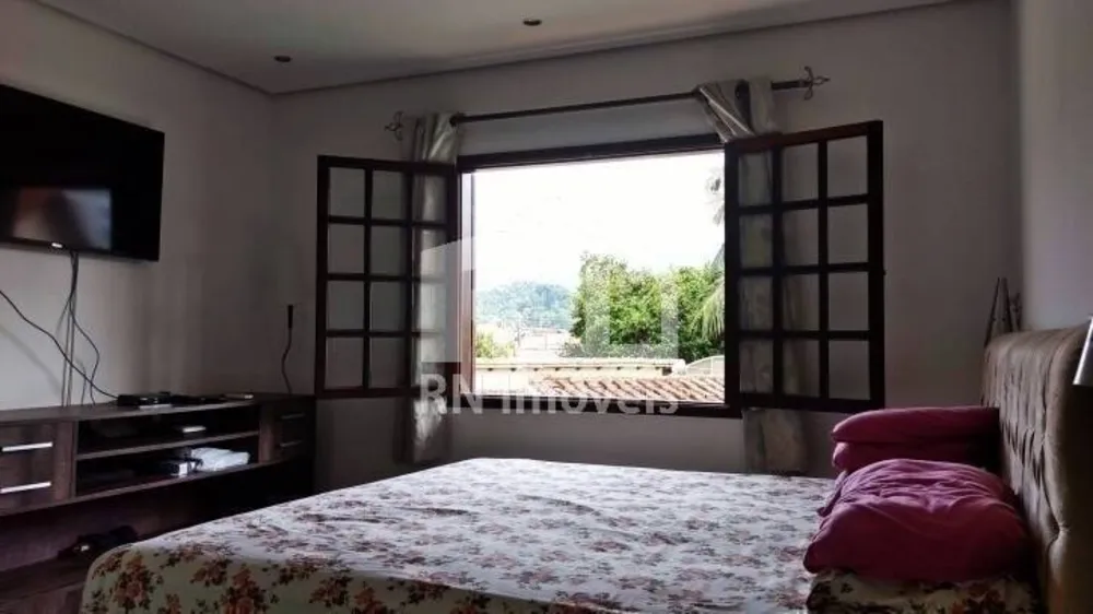 Casa, 3 quartos, 276 m² - Foto 8