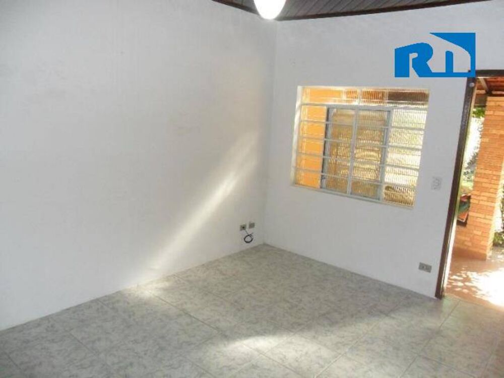 Casa à venda com 2 quartos, 94m² - Foto 4
