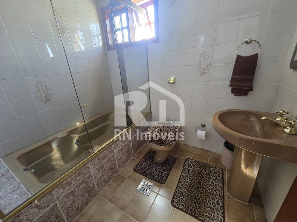 Casa, 5 quartos, 325 m² - Foto 9
