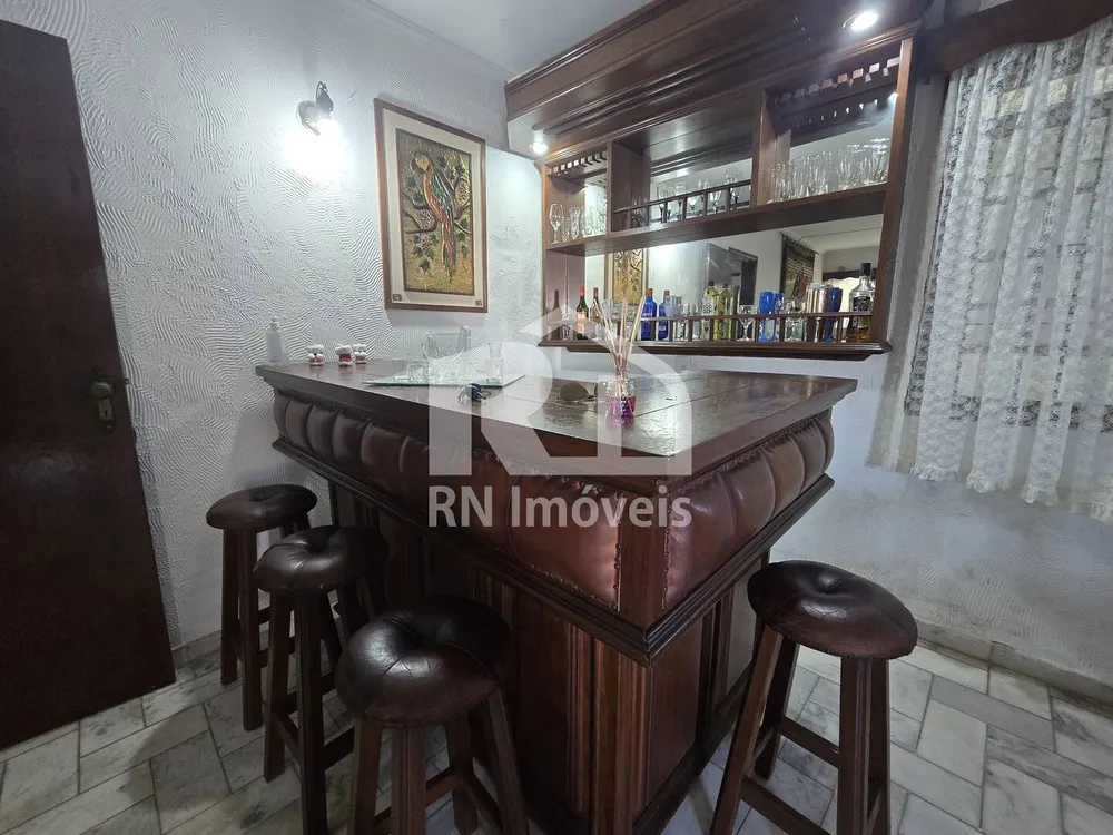 Casa, 5 quartos, 325 m² - Foto 4