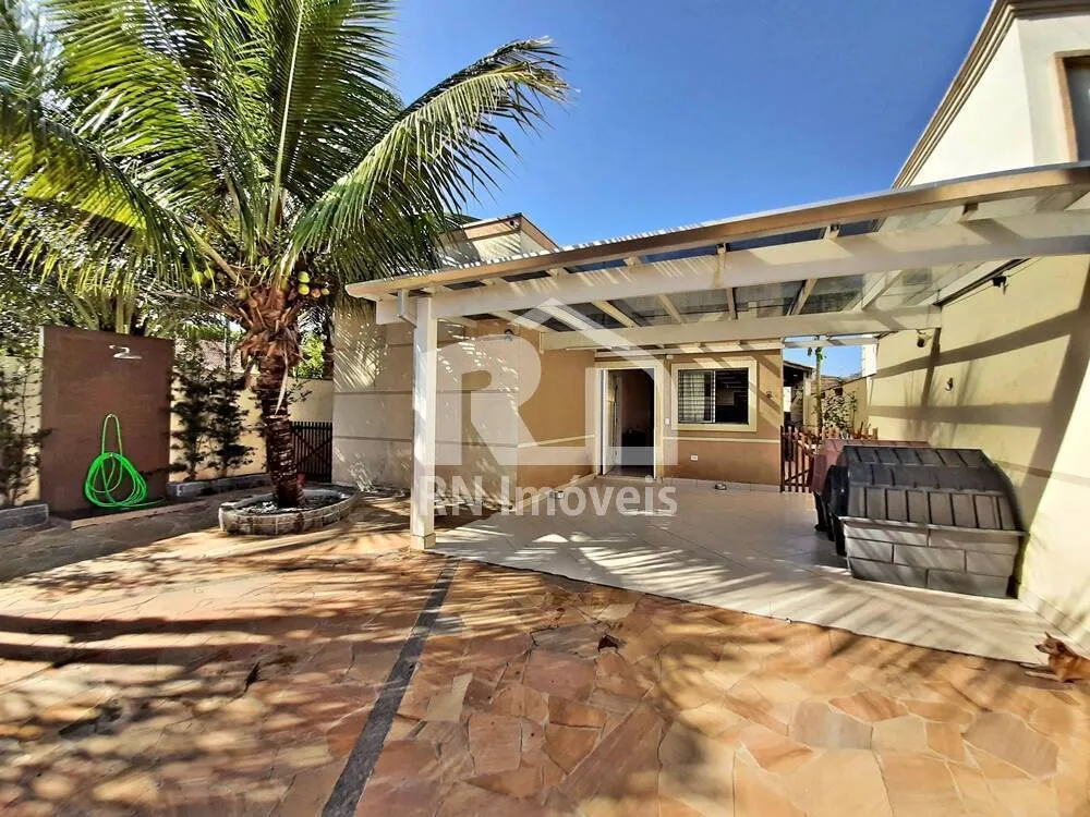 Casa, 3 quartos, 300 m² - Foto 1