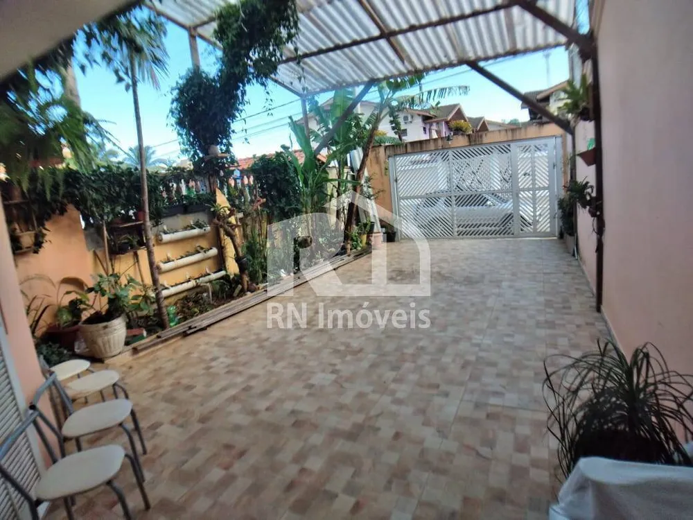 Casa, 5 quartos, 300 m² - Foto 1