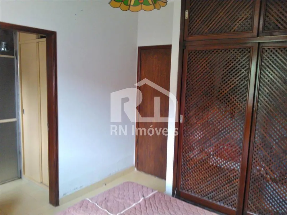 Casa, 5 quartos, 260 m² - Foto 13