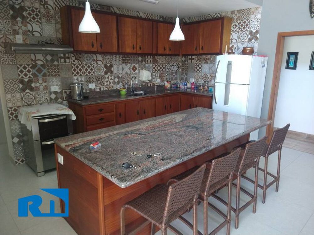 Casa, 6 quartos, 300 m² - Foto 1