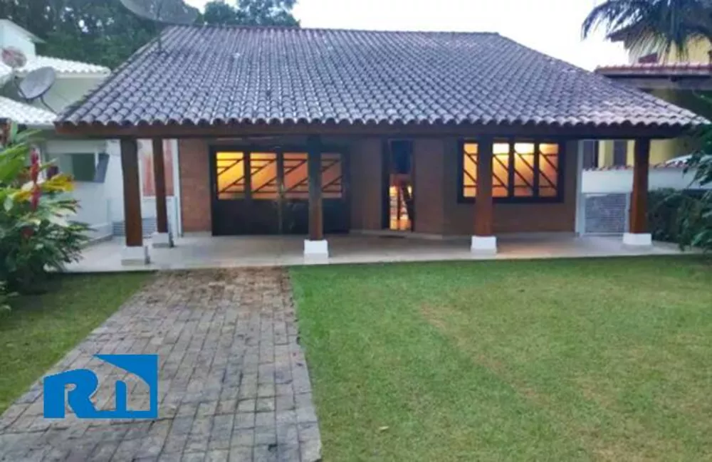 Casa à venda com 5 quartos, 360m² - Foto 2