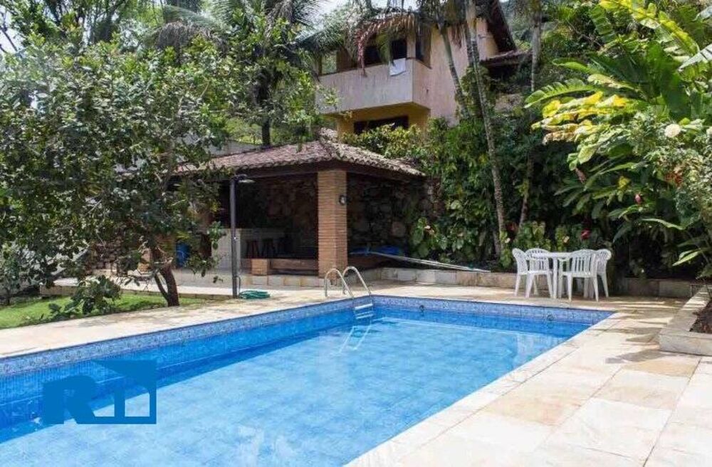 Casa, 3 quartos, 280 m² - Foto 1