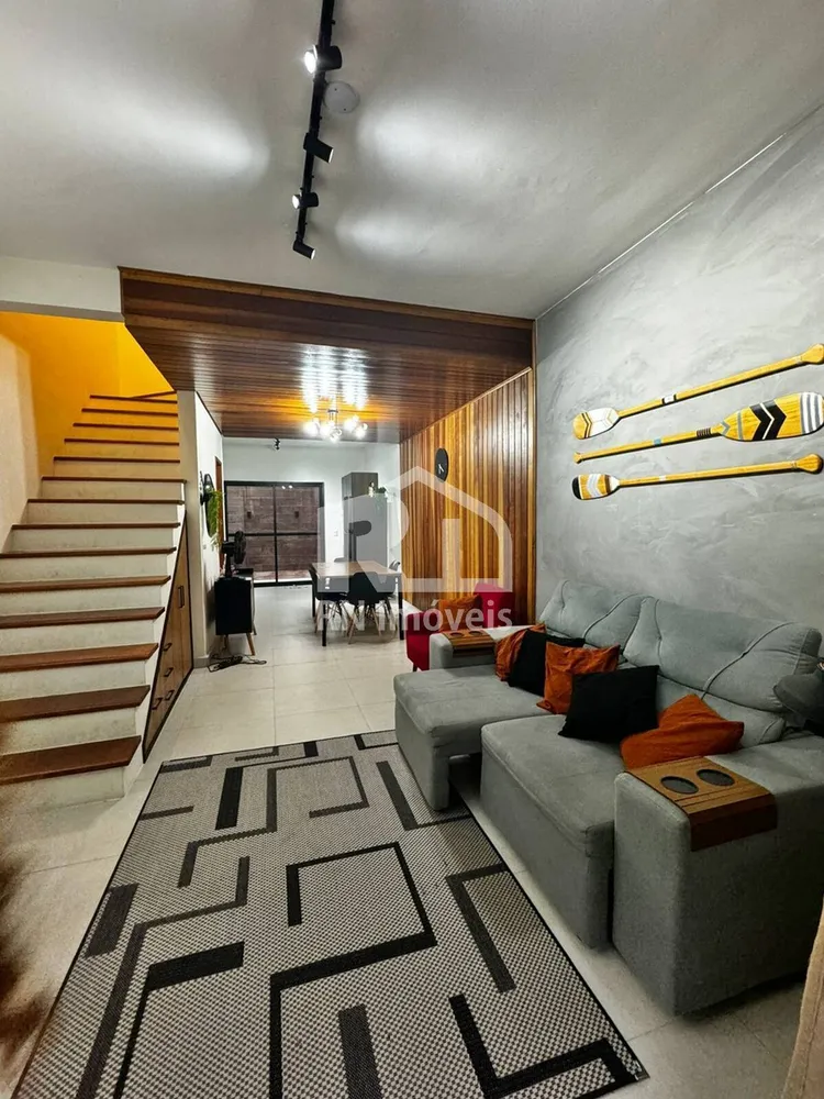 Casa, 2 quartos, 97 m² - Foto 1