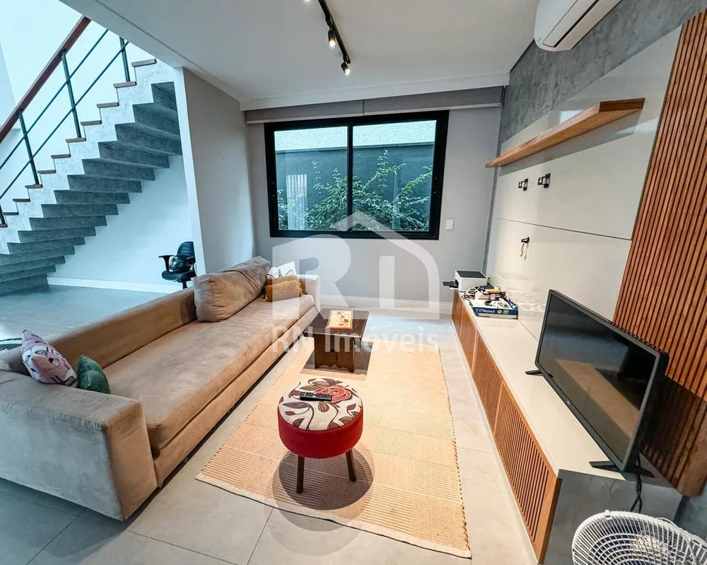 Casa, 6 quartos, 403 m² - Foto 2