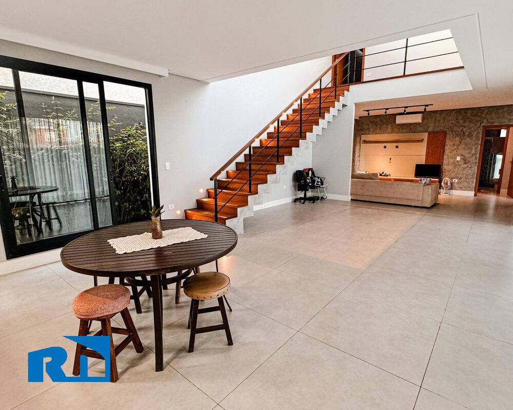 Casa, 6 quartos, 403 m² - Foto 4
