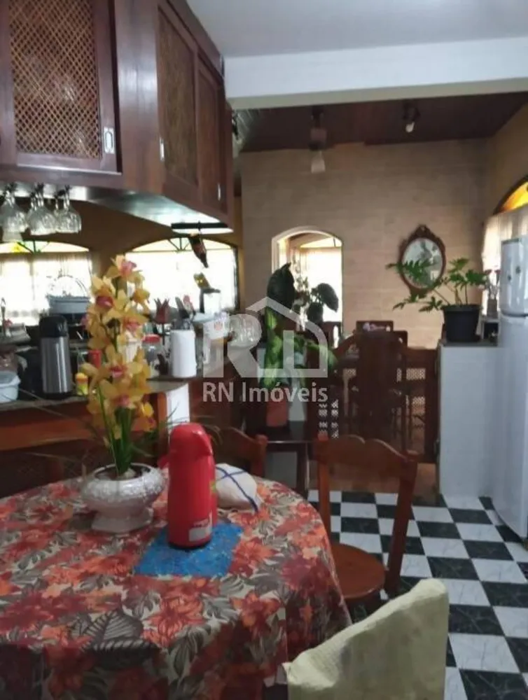 Casa, 3 quartos, 340 m² - Foto 1