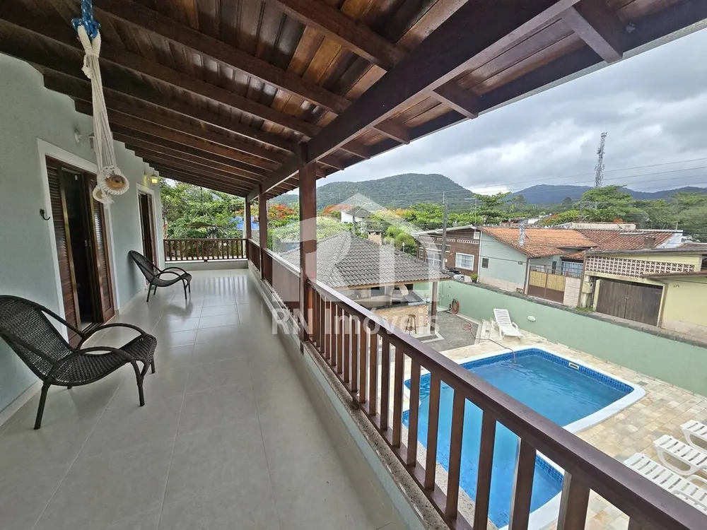 Casa, 3 quartos, 236 m² - Foto 13