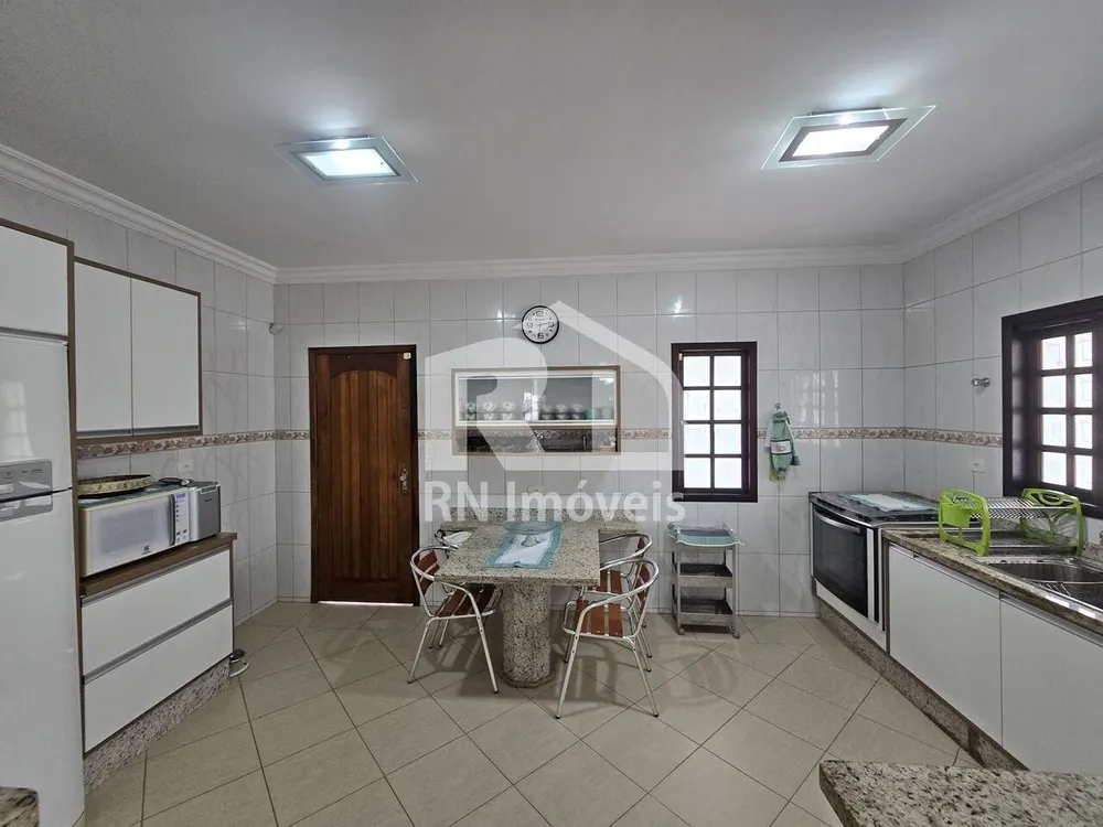 Casa, 3 quartos, 236 m² - Foto 5