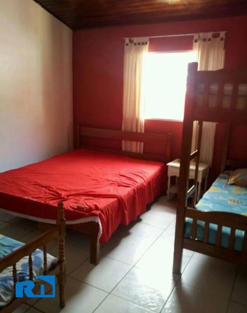 Casa à venda com 3 quartos, 300m² - Foto 3