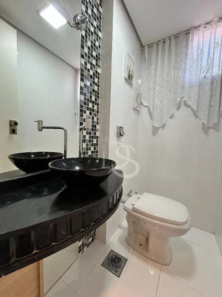 Apartamento, 3 quartos, 132 m² - Foto 1