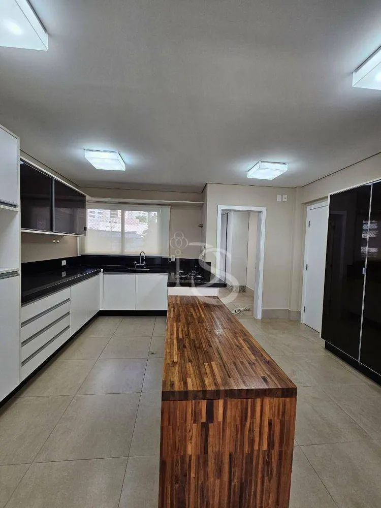 Apartamento, 3 quartos, 186 m² - Foto 7