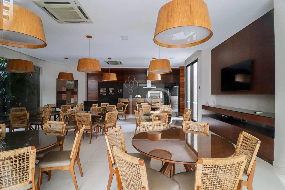 Apartamento, 3 quartos, 186 m² - Foto 1