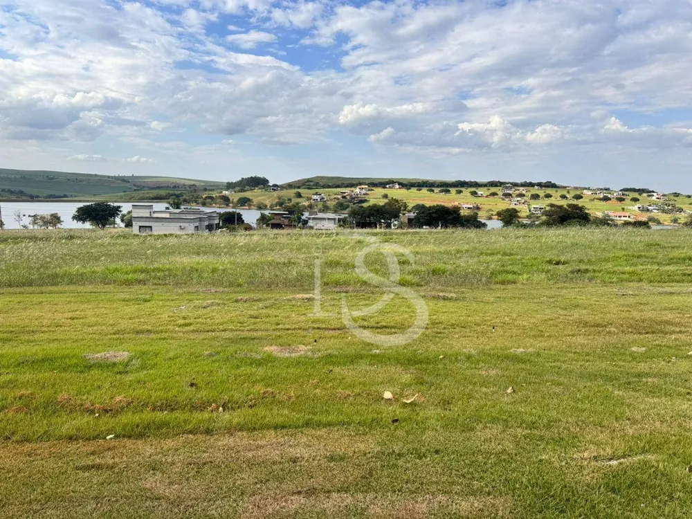 Loteamento e Condomínio, 1500 m² - Foto 1