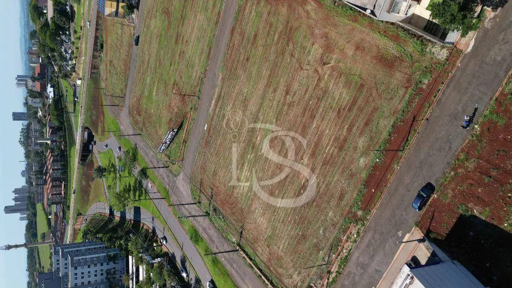 Loteamento e Condomínio, 360 m² - Foto 1