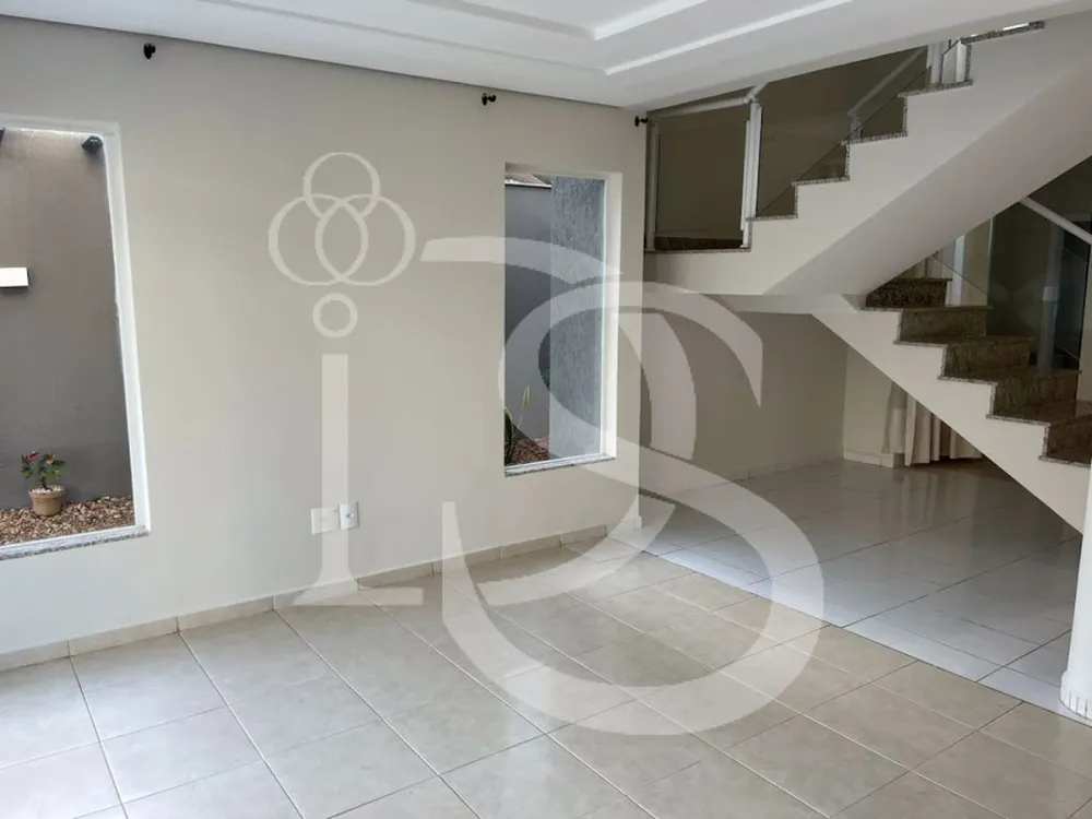 Casa, 4 quartos, 312 m² - Foto 1