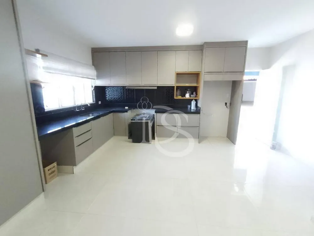 Sobrado, 4 quartos, 460 m² - Foto 2