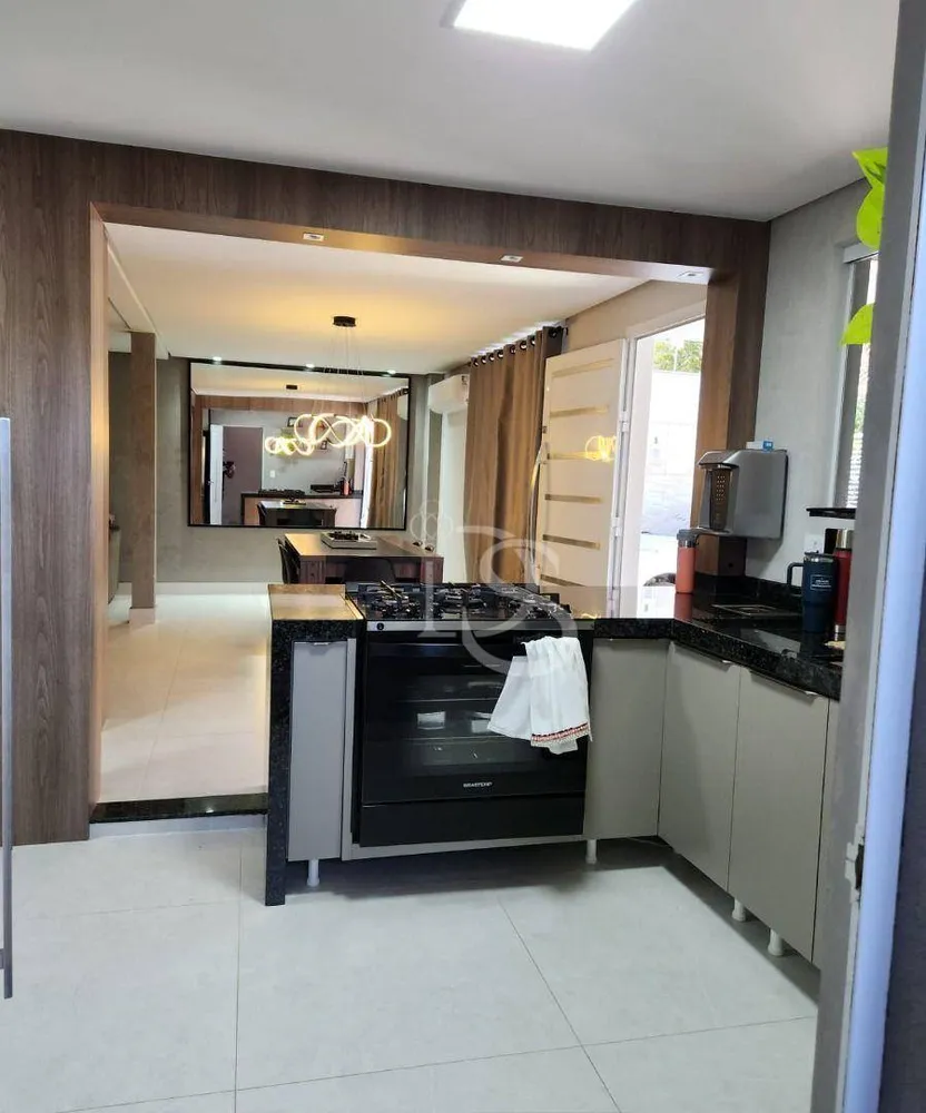 Casa, 4 quartos, 200 m² - Foto 12