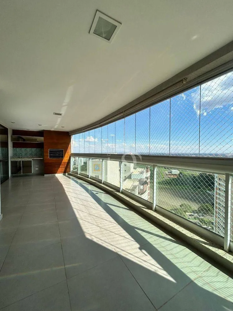 Apartamento, 3 quartos, 165 m² - Foto 1