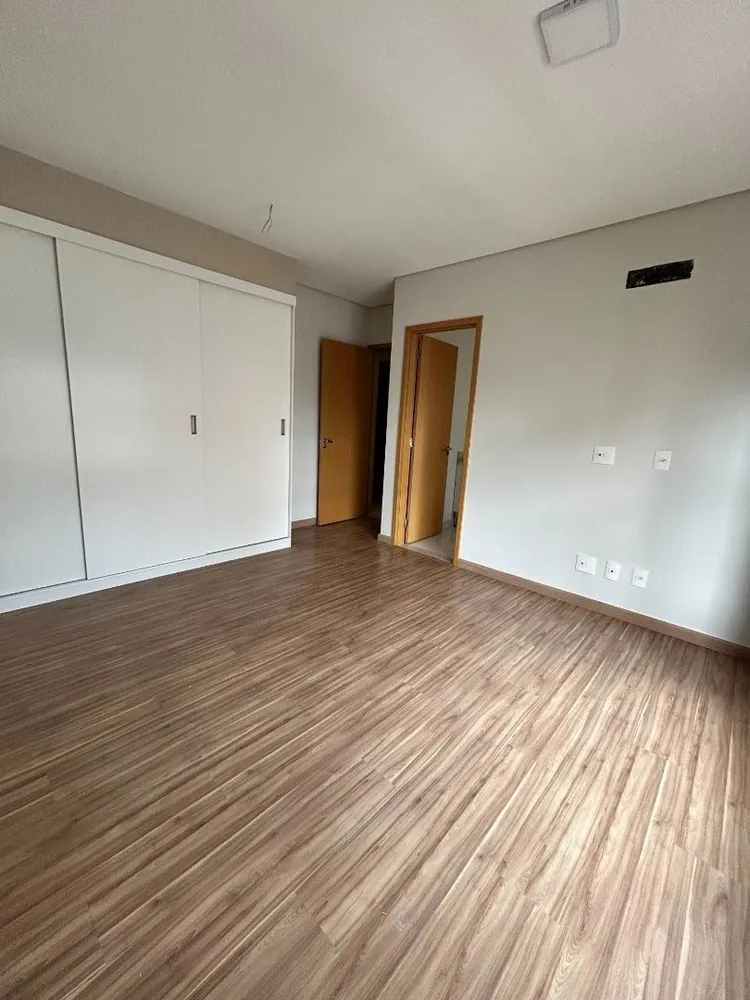 Apartamento, 3 quartos, 123 m² - Foto 2