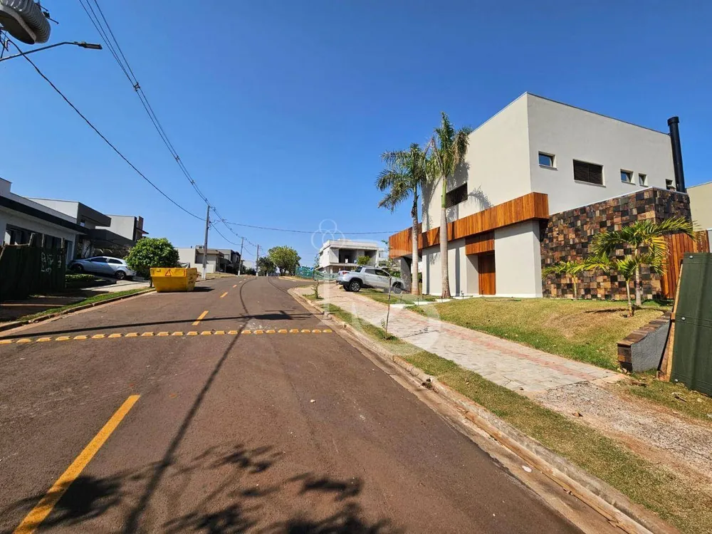 Sobrado, 4 quartos, 208 m² - Foto 1