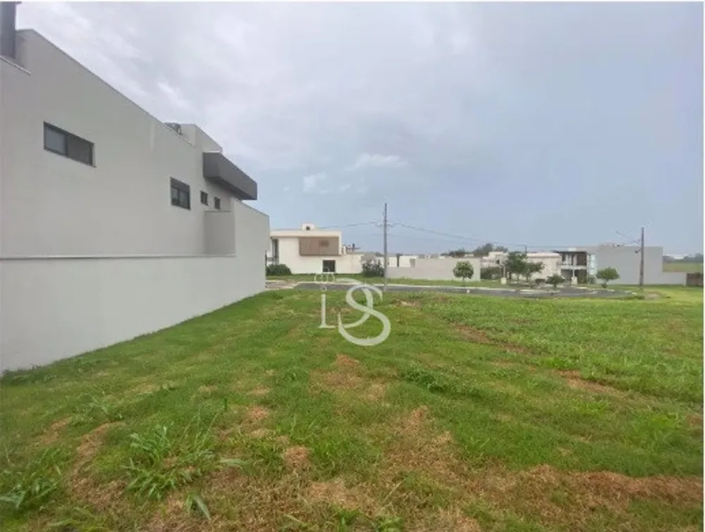 Loteamento e Condomínio, 250 m² - Foto 1