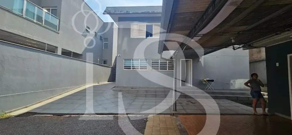 Casa, 4 quartos, 250 m² - Foto 1