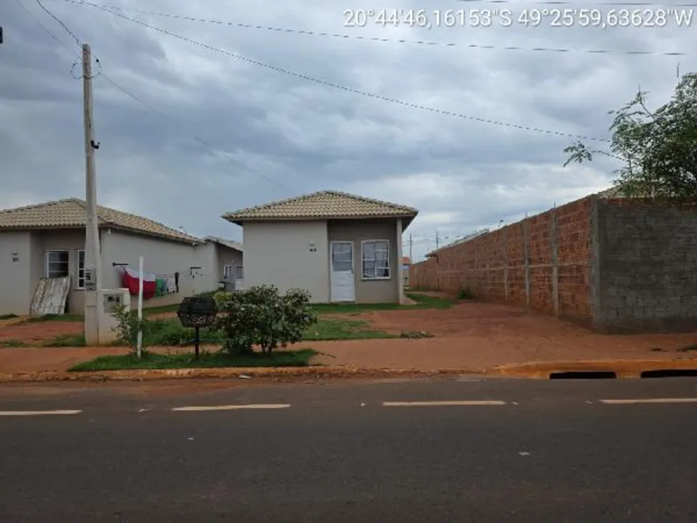 Casa, 2 quartos, 200 m² - Foto 1