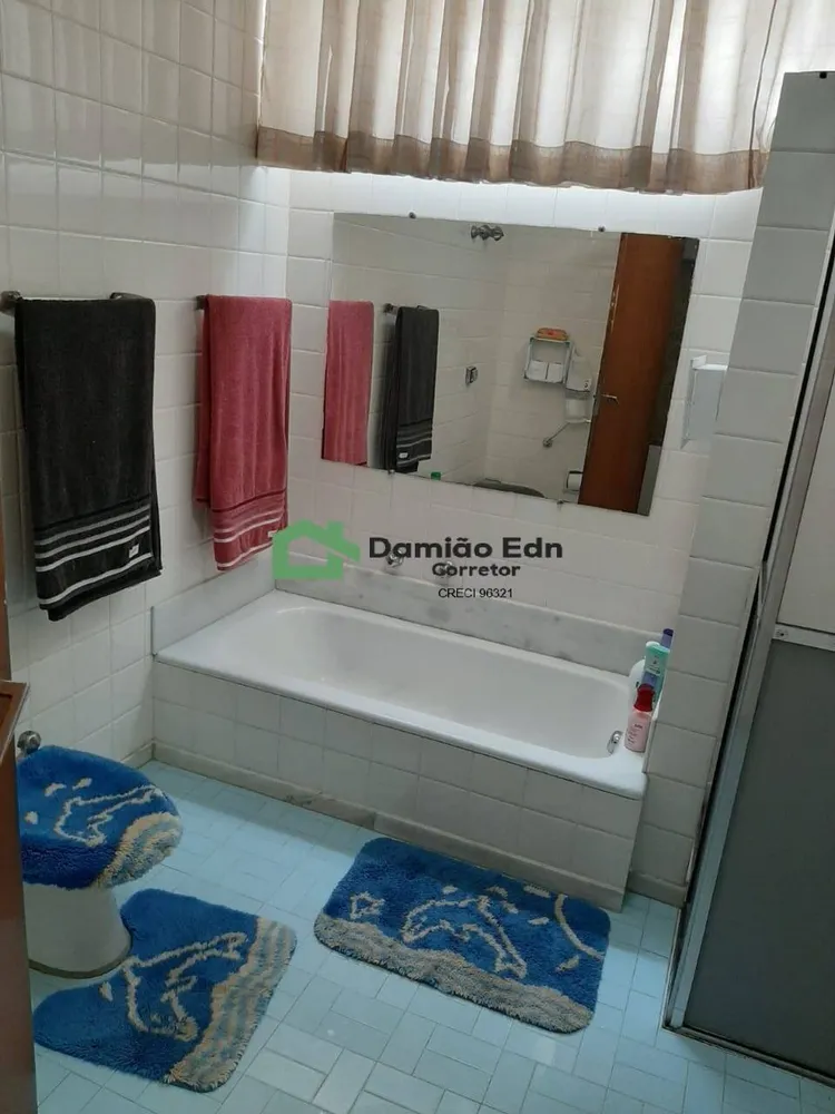 Casa, 3 quartos, 206 m² - Foto 11