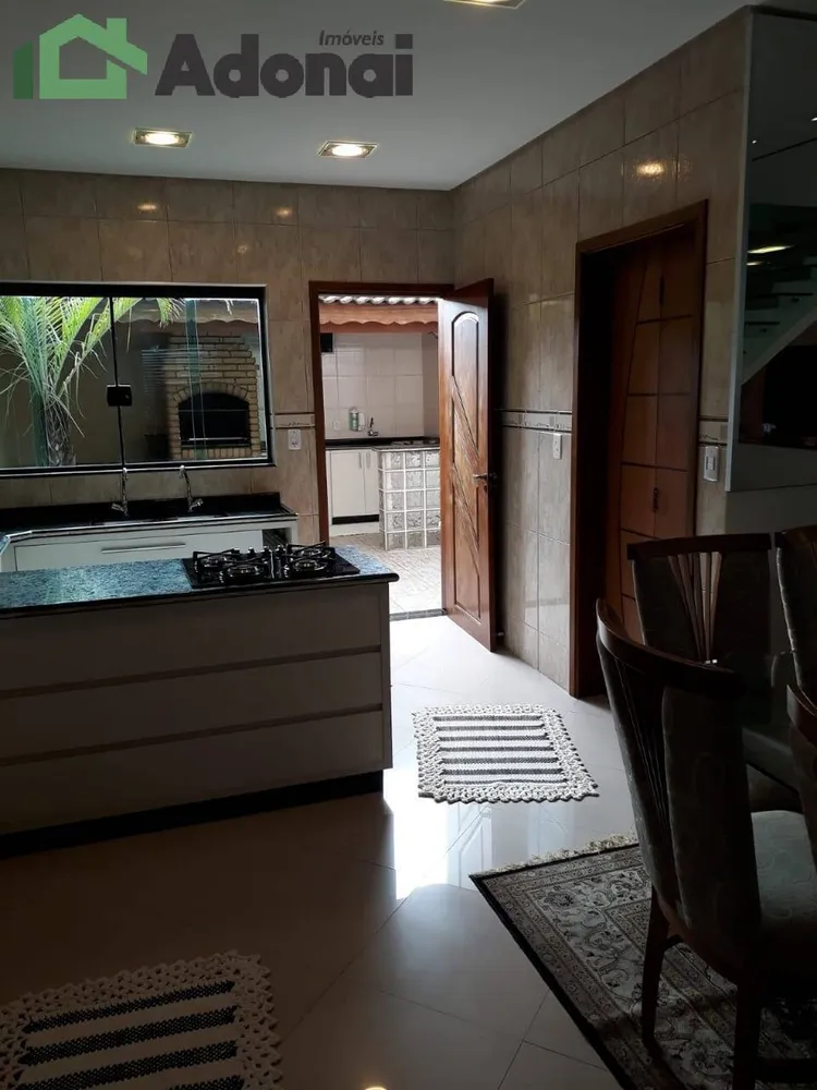 Casa, 3 quartos, 225 m² - Foto 15