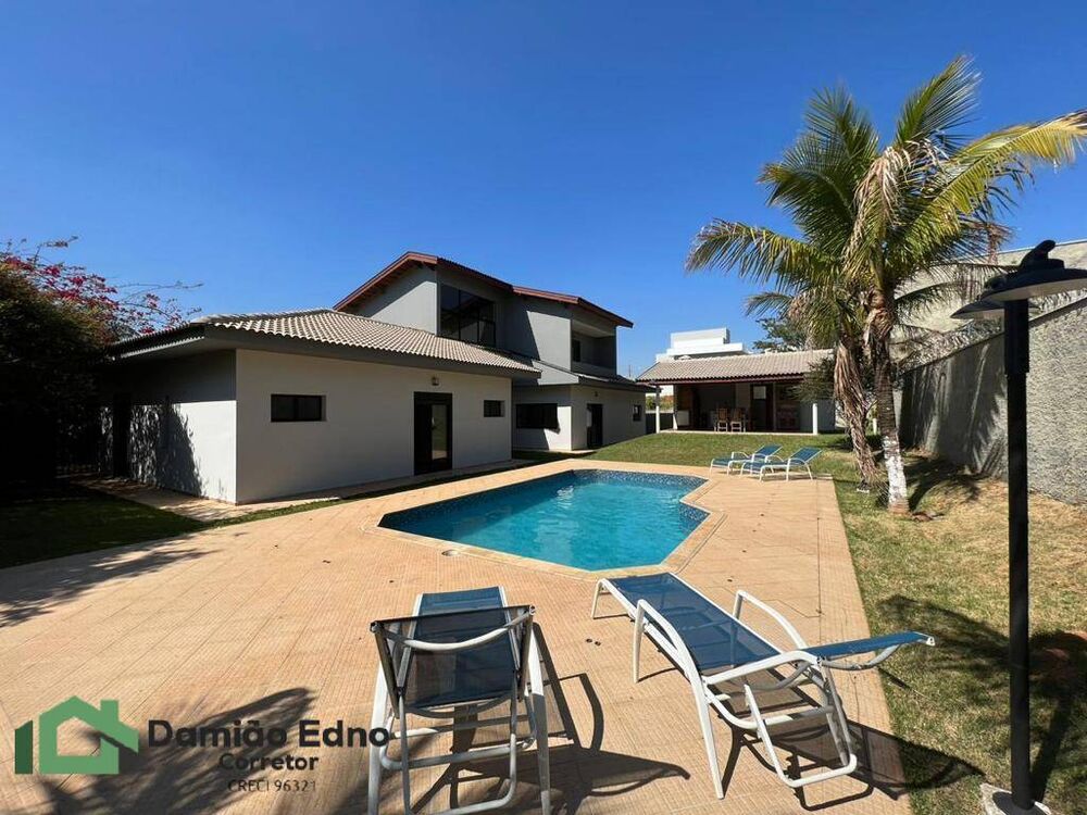 Casa de Condomínio à venda com 3 quartos, 400m² - Foto 1