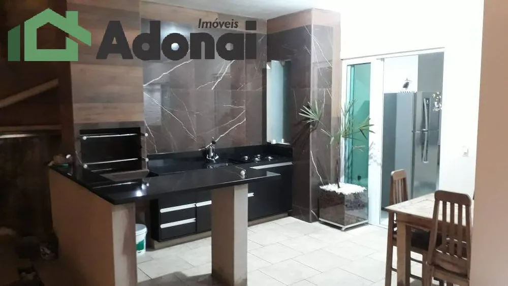 Casa, 3 quartos, 287 m² - Foto 1