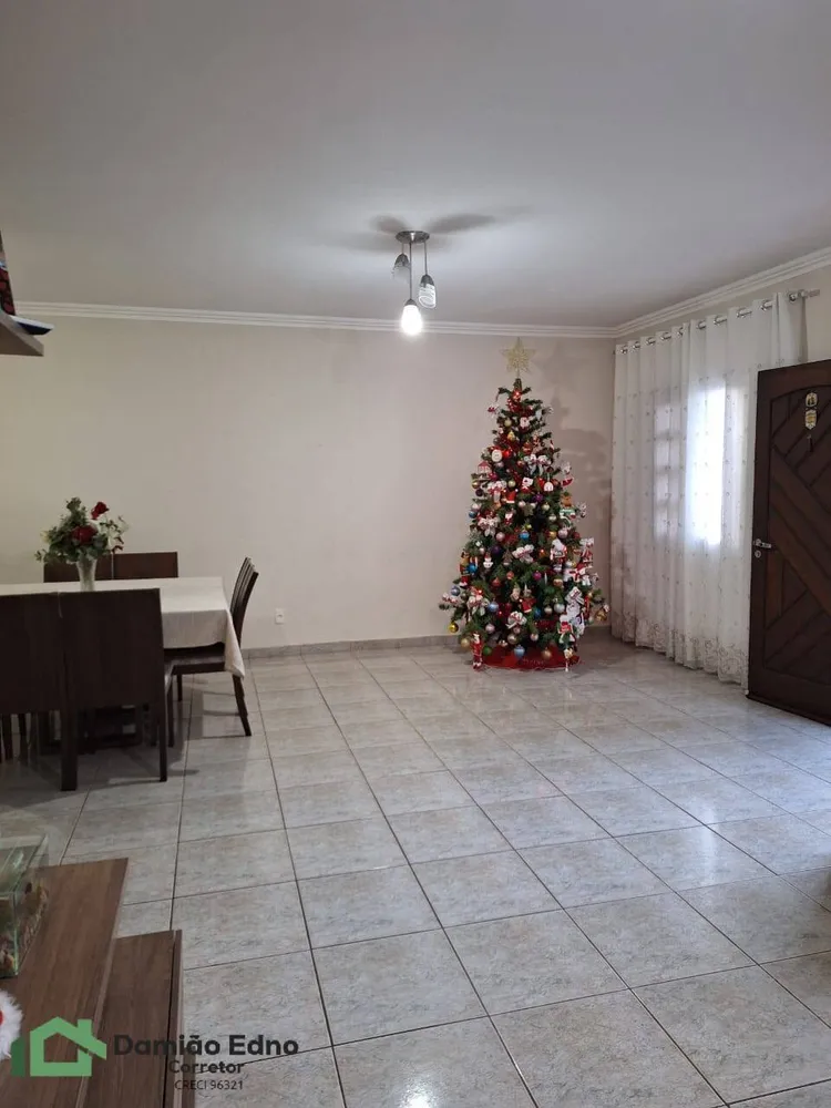 Casa, 3 quartos, 200 m² - Foto 8