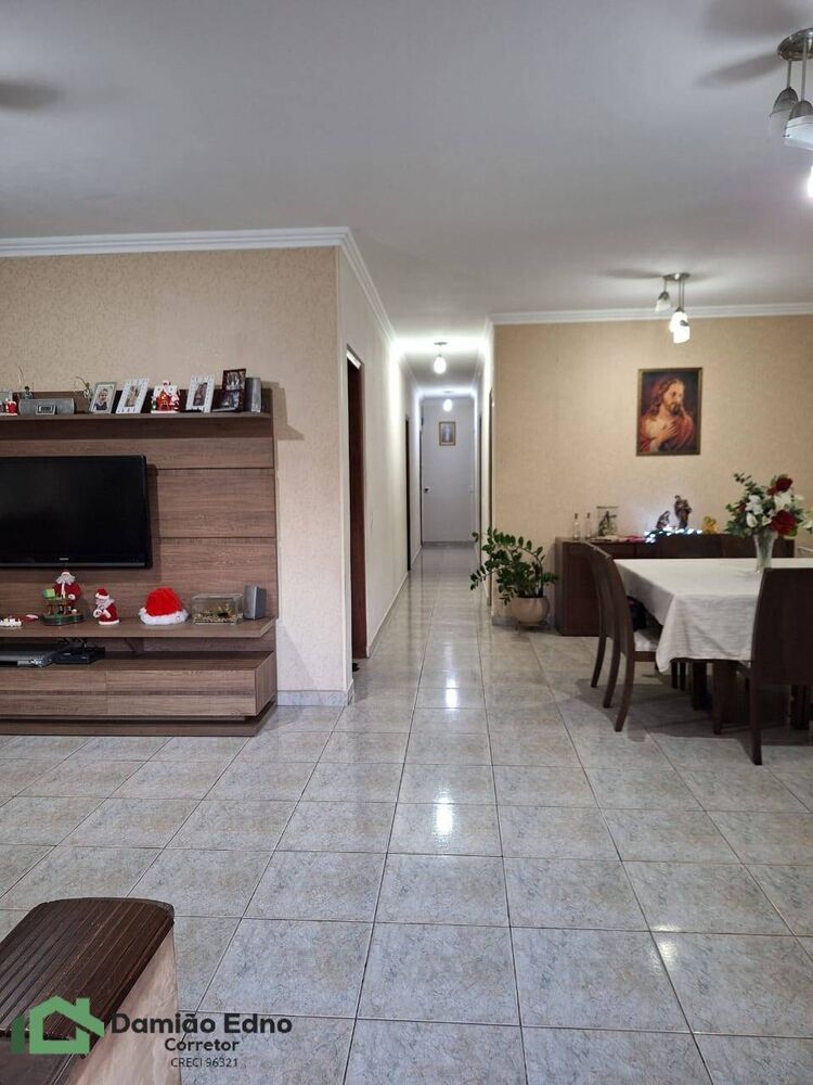 Casa, 3 quartos, 200 m² - Foto 11
