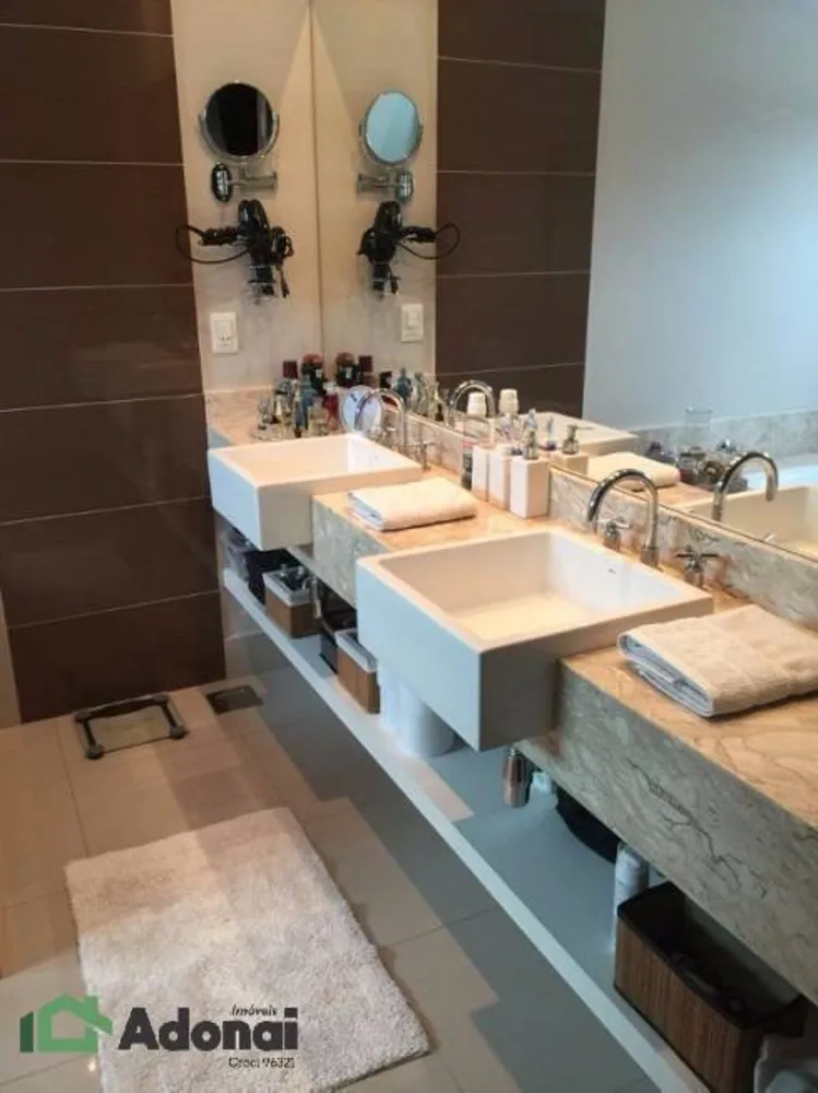 Casa, 4 quartos, 365 m² - Foto 17