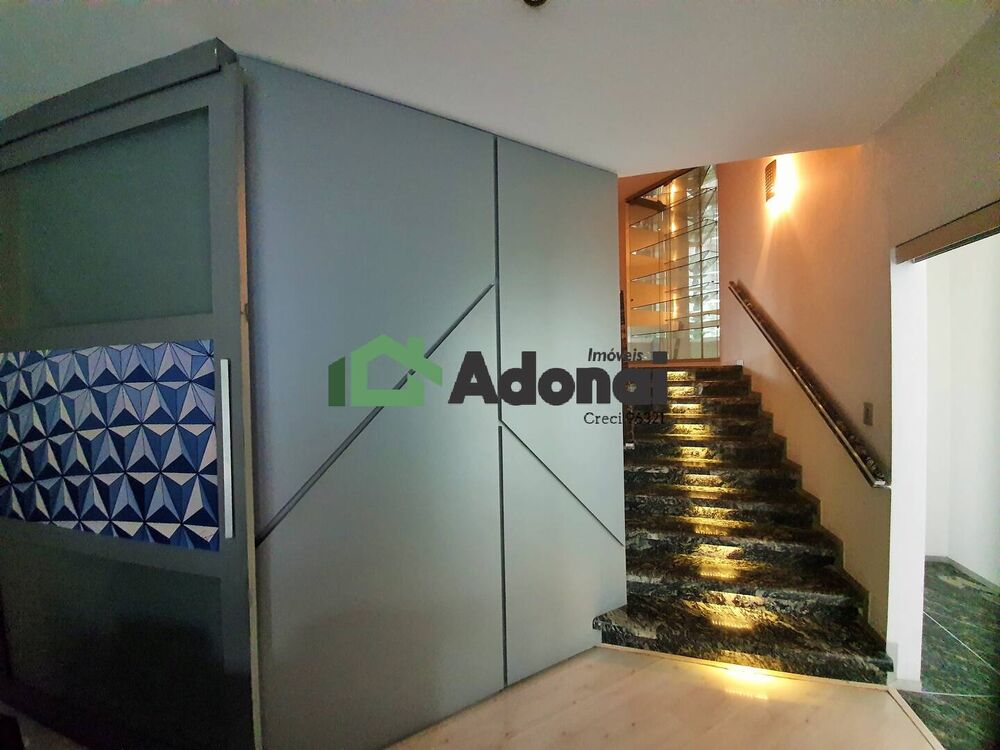 Casa à venda com 5 quartos, 1080m² - Foto 5
