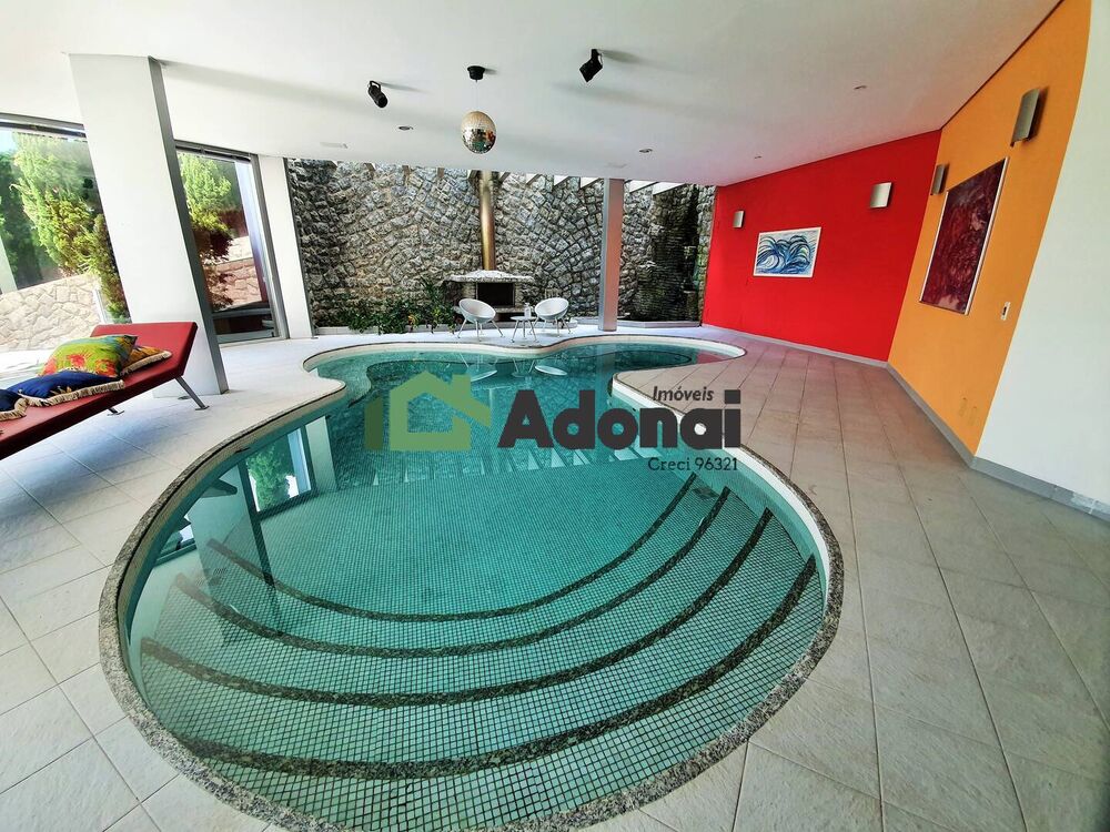 Casa à venda com 5 quartos, 1080m² - Foto 8