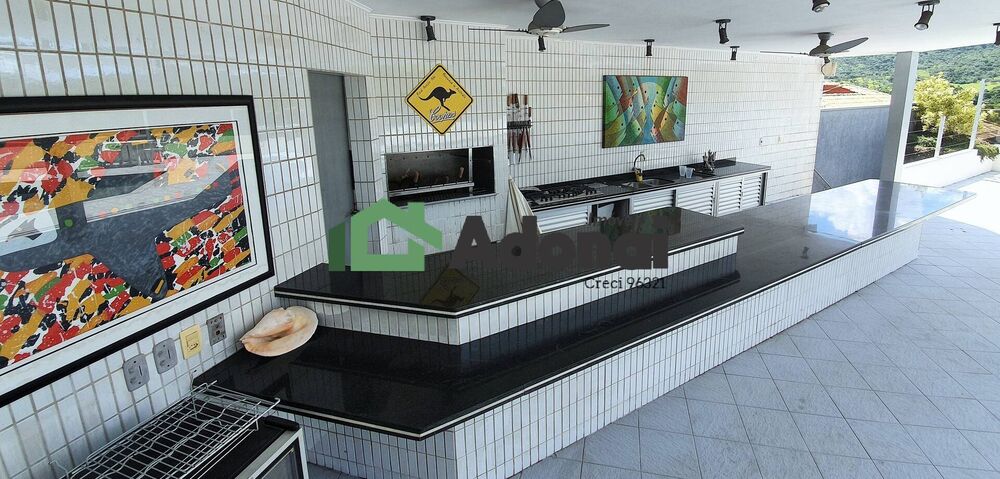Casa à venda com 5 quartos, 1080m² - Foto 2